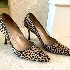 Manolo Blahnik Suede Pumps Leopard Print  Sz.8.5 / 38.5